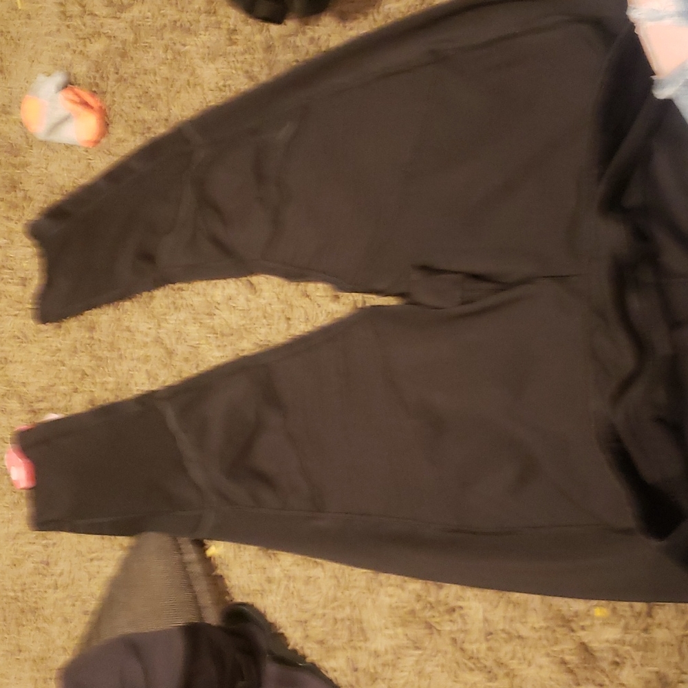 Black leggings